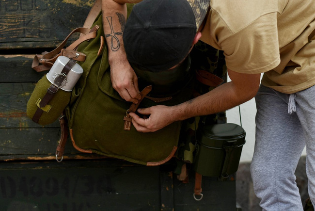 Military Olive Romanian Retro Rucksack - RSR Romanian army - OD Green - In good condition