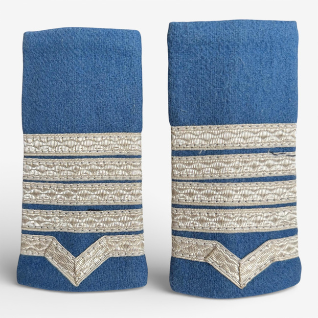 KATONAI MESTER RENDFOKOZAT, REPÜLÉS - KATONAI MESTER I. OSZTÁLY FEGYVERJELZÉS NÉLKÜL, KÉK VÁROS - KATONAI FELESLEG RÓMAI HADSEREG - HASZNÁLTAN