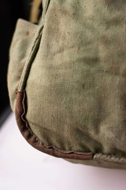 Katonai hátizsák- Hidegháborús román hadsereg (vászon) - vintage ritka - Zöld OD - Használt