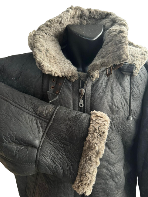 BŐR SZŐRME DZSEKI - ROMÁN HADSEREG KATONAI TÖBBLET - HASZNÁLT