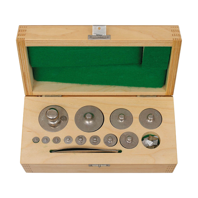 Pharmaceutical balance with weights - Military surplus from the Czechoslovakian army - Like new