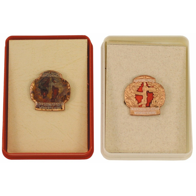 NVA metal jelvény, Wehrerziehung Bronze, használt