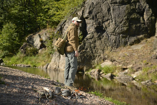 WOLFHOUND JACKET - CLIMASHIELD APEX INSULATION - Helikon-Tex - BLACK