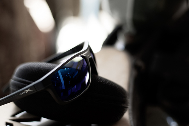 Szemüveg KINGPIN polarizált kék tükör matt grafit keret