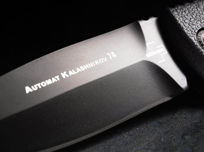"AKS-74 SPEARPOINT D2" Zsebkés - Boker Plus