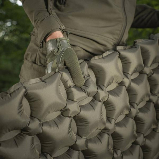 SZÁLLÓSZŐNYEG - 195x120 CM - OLÍVZÖLD - M-TAC