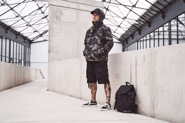 Urban Legend pants black