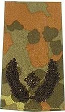 EMBLÉMA - GERMAN ARMY FLECKTARN CAMO/BLACK SHOULDER LOOPS ´MAJOR´