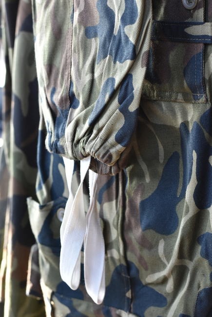 RITKA ÖLTÖNY - TEREPSZÍNŰ MOZAIK M90 - ROMÁN HADSEREG 90-ES ÉVEK - MINT ÚJ