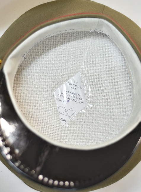 RSR katonai sapka – gyalogsági tiszt – római hadsereg katonai felesleg – piros/zöld OD – jó állapotban