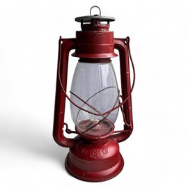 WIND LAMP - METALGLOBUS - RED - MILITARY SURPLUS ROMANIAN ARMY - IN GOOD CONDITION