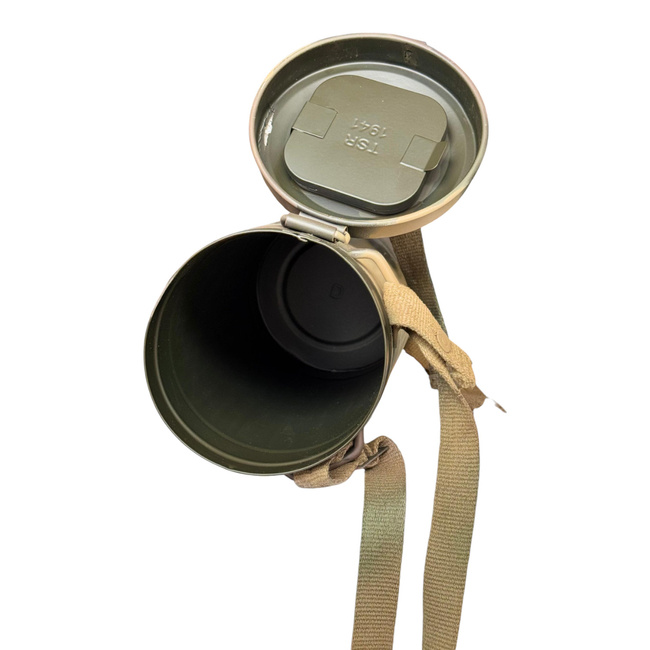 STEEL BOX FOR GAS MASK - WITH STRAP - MILITARY SURPLUS GERMAN ARMY - WWII - REPRO - PAINTED CAMOUFLAGE 3 COLORS (NORMANDY)