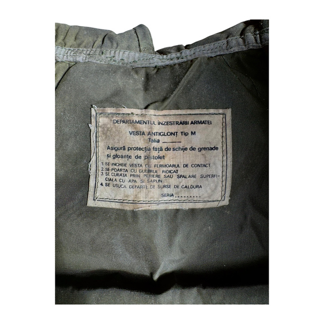 BULLETPROOF VEST TYPE M - MILITARY SURPLUS ROMANIAN ARMY - DECORATION - USED
