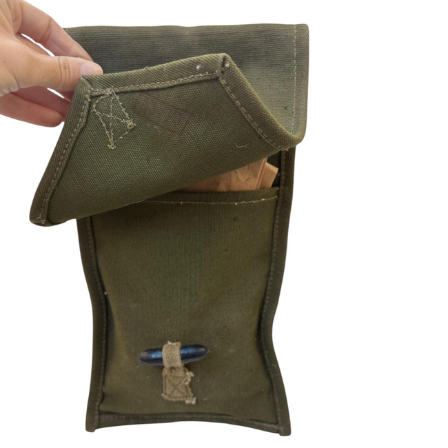 Eredeti fémalkatrész készlet fegyverkarbantartáshoz és javításhoz, textil tasakkal - Olíva zöld - Román Hadsereg haditechnikai készlete - Jó állapotban