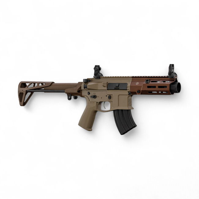 AEG M923A replika ETU-val - Maro Tan