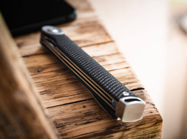 ZSEBKÉS G10 MARKOLATTAL - "KAIZEN" - Böker® Plus - FEKETE