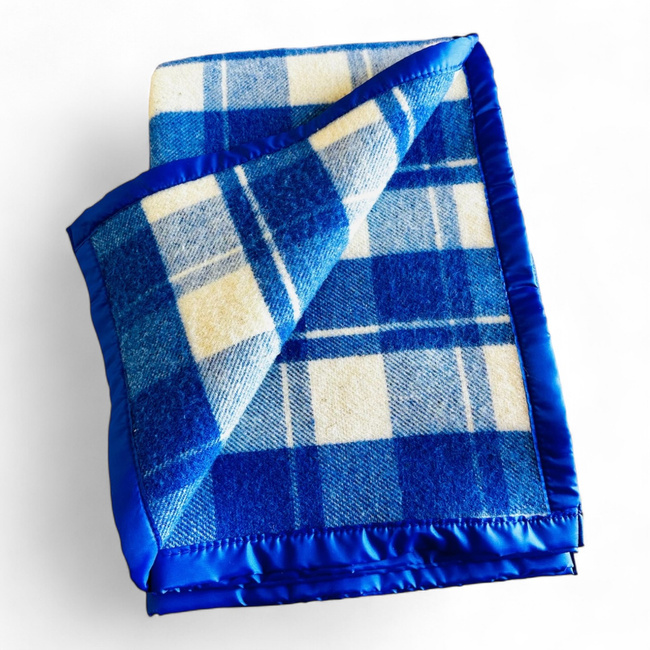 Román Merinó Gyapjútakaró Prémium Díszdobozban - Elena Modell - Barna, Kék/Natúr Bézs - 140x200 cm - 707 g/m²