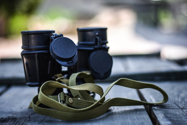 VALDADA I.O.R. 7x40 MILITARY BINOCULARS WITH INFRARED FILTER - MILITARY SURPLUS ROMANIAN ARMY - LIKE NEW