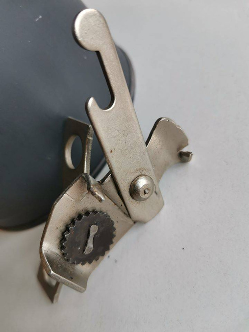 Konzervnyitó - Román Hadsereg - Katonai többlet - Jó állapotban