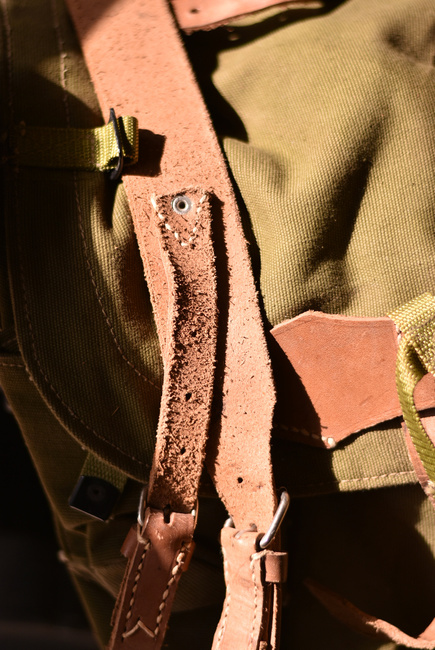 Katonai hátizsák- Hidegháborús román hadsereg (vászon) - vintage ritka - Zöld OD - Mint új