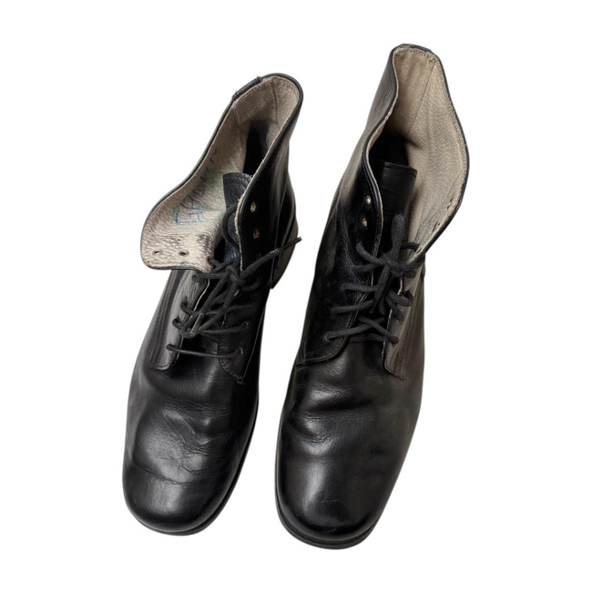 Bőr fűzős bakancs - Román Hadsereg katonai felesleg - Fekete - Jó állapotban
