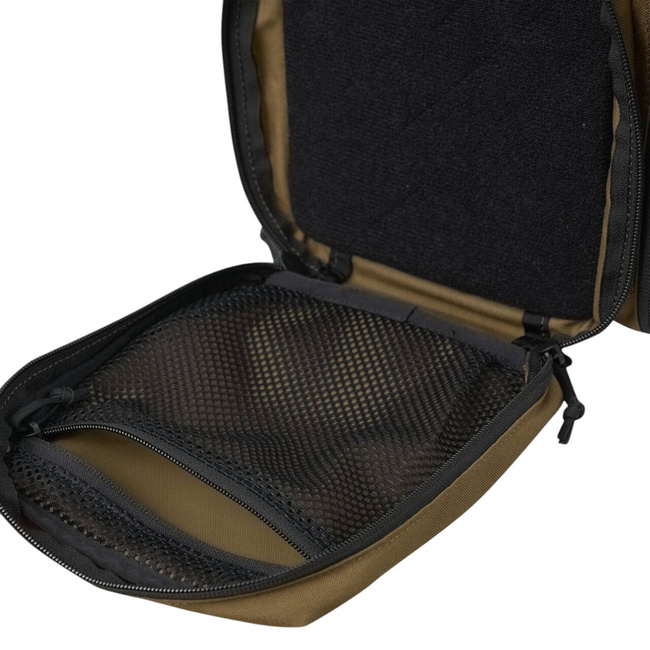 TAKTIKAI TÁSKA LŐTÉRRE VAGY EDC-RE - KÜLDETÉS - CORDURA - COYOTE/FEKETE - HELIKON-TEX