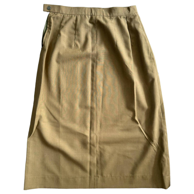 NŐI ALTISZTI ÖLTÖNY SZOKNYÁVAL ÉS NADRÁGGAL - KATONAI TÖBBLET RÓMAI HADSEREG - ZÖLD SZÍNŰ - MINT ÚJ