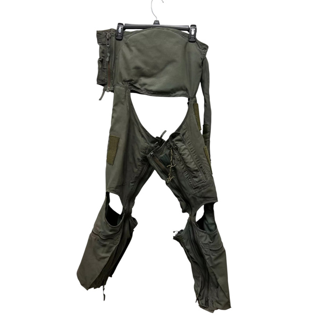CSU-13B/P ANTI-G SUIT - CUT-OUT MODEL - US AIR FORCE MILITARY SURPLUS - GREEN OD - IN GOOD CONDITION/DECO