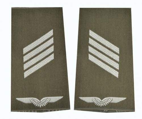 EMBLÉMA - GENUINE GERMAN AIR FORCE O.D./SILVER SHOULDER LOOPS ´STABSGEFREITER´