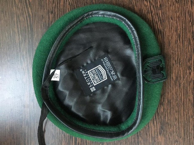 Zold Svájcisapka velcro Insignia