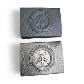 DDR BELT BUCKLE - MILITARY SURPLUS FROM EAST GERMAN ARMY - IN GOOD CONDITION