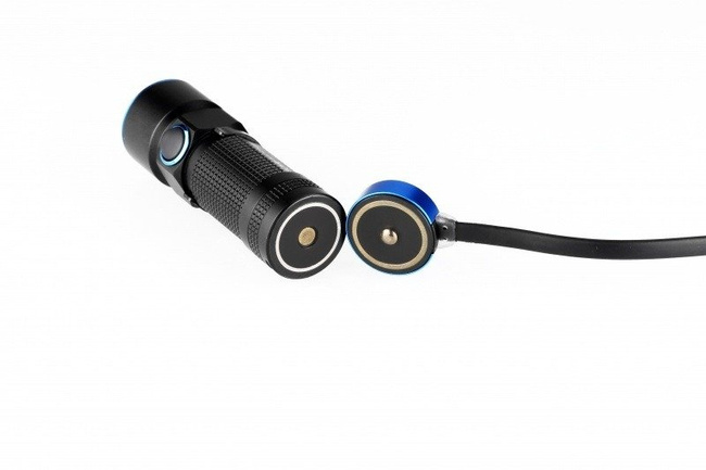 Zseblámpa Olight S10R Baton III