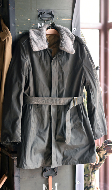 Trench Parka - Grey Fur Collar - Military Surplus from the Romanian Army - Black - Like New