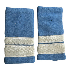 ALTISZTI RANGJELZÉS, LÉGIERŐ - TÖRZSŐRMESTER RANGJELZÉS NÉLKÜL, KÉK VÁROS - KATONAI FELESLEG ROMÁN HADSEREG - JÓ ÁLLAPOTÚ