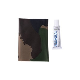 JAVÍTÓKÉSZLET AZ US ARMY-TÓL RAGASZTÓVAL ÉS TEREPSZÍNŰ TAPASSZAL - MINT ÚJ