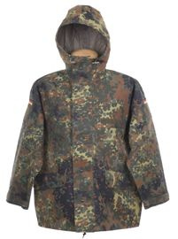 NEDVES IDŐJÁRÁS KABÁT - KATONAI TÖBBLET A NÉMET HADSEREGTŐL - FLECKTARN CAMO - GORETEX - HASZNÁLT